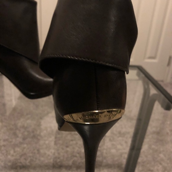 MK booties - Picture 5 of 6